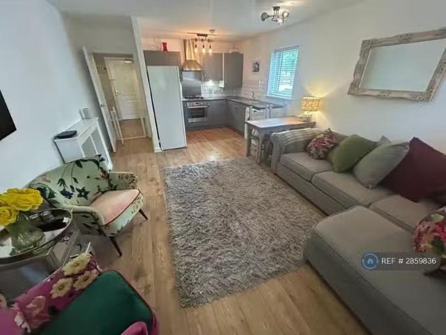 House for rent in Swanley, The Butts