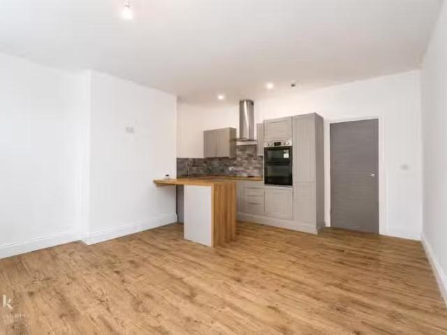 Apartment for rent in Lane Side, Irwell Vale