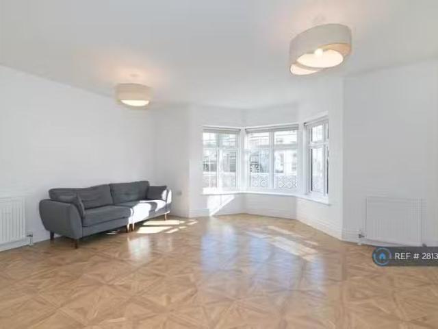 House for rent in New Malden, Greater London
