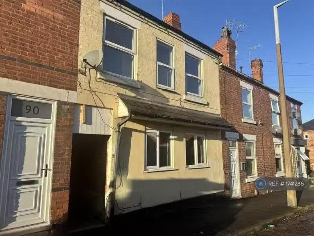 House for rent in Caldermill, East Midlands