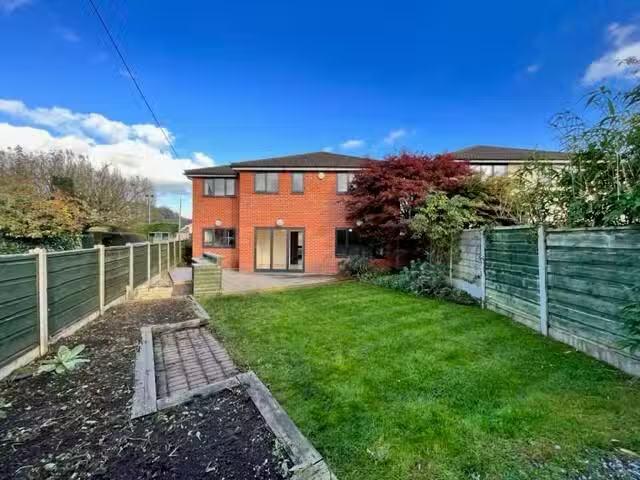 House for rent in Comberbach, Cheshire
