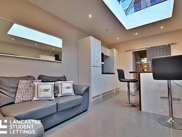 House for rent in Bare, Lancashire