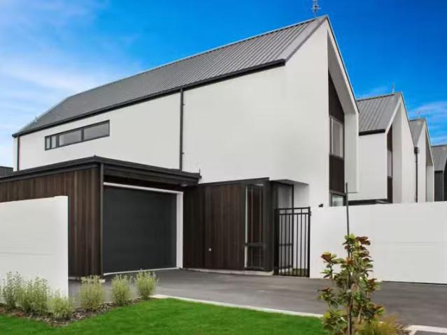 House for rent in Chaslands, Canterbury