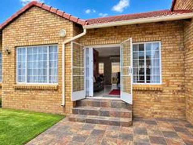 Townhouse for sale in Centurion, City of Tshwane Metropolitan Municipality