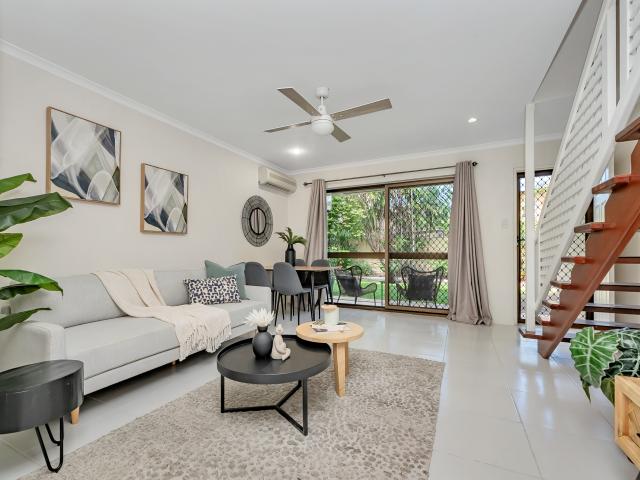 Apartment for rent in Rosslea