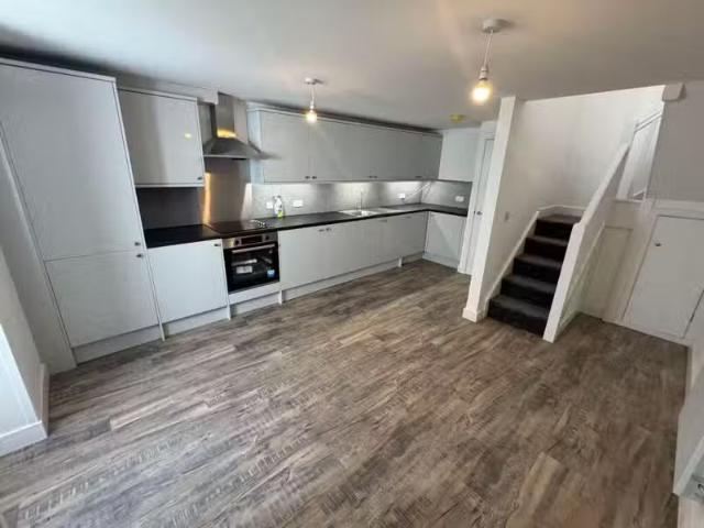 Apartment for rent in Middlebrook, Lee Bank