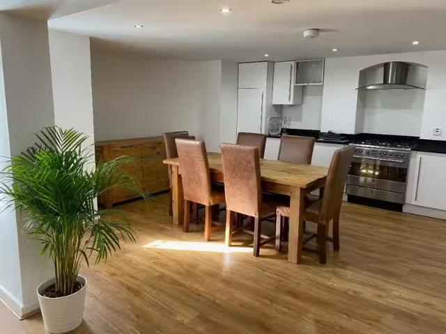Apartment for rent in Northgate Village, Two Mills