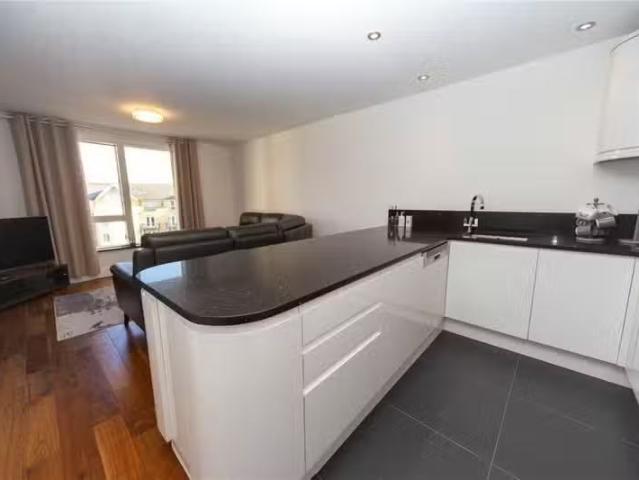 Apartment for rent in Falcon Lodge, Wales