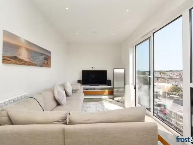 Apartment for rent in Lower Edmonton, Edmonton