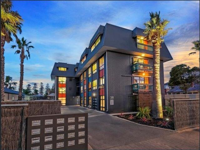 Apartment for rent in Glenelg, Adelaide