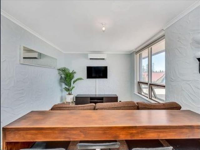 Apartment for rent in Glenelg, Adelaide