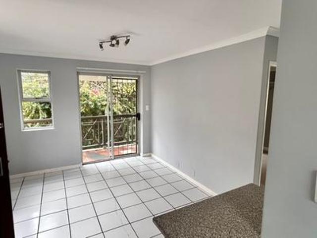 Apartment for rent in Glencairn, City of Cape Town