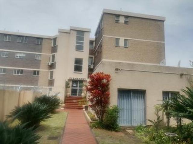 Apartment for sale in Amanzimtoti, Kwazulu-natal