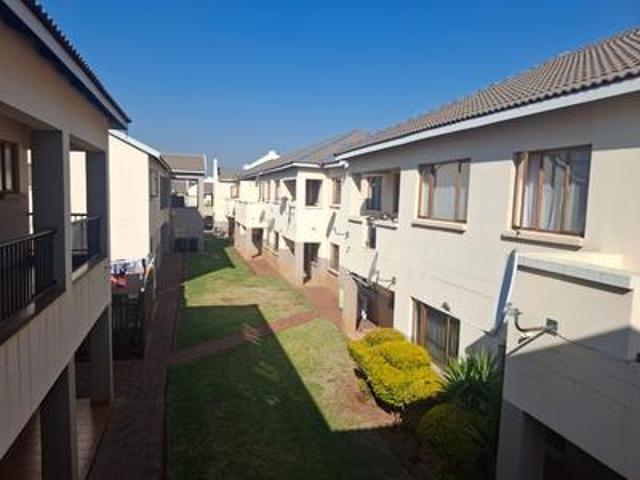 Apartment for sale in Akasia, Gauteng