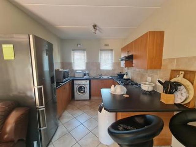 Townhouse for rent in Alexandra, Gauteng