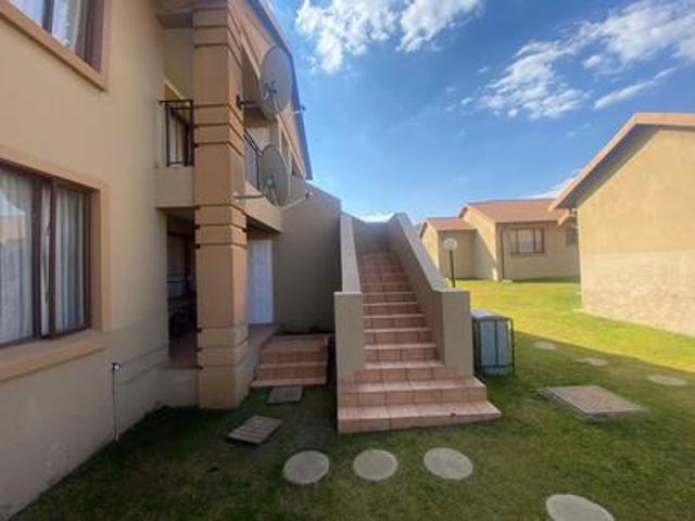 Townhouse for sale in Vosloorus, Gauteng