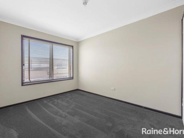 House for rent in St Albans South, Melbourne
