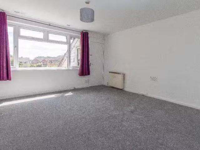 House for rent in Navestock Side, Essex