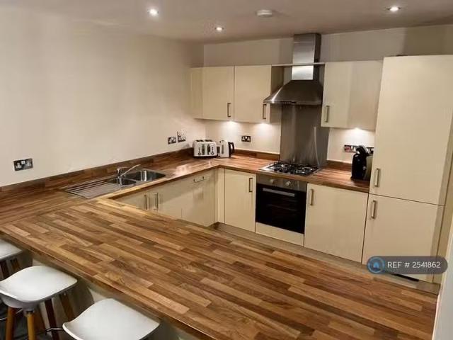 House for rent in Lee Bank, Greater Manchester