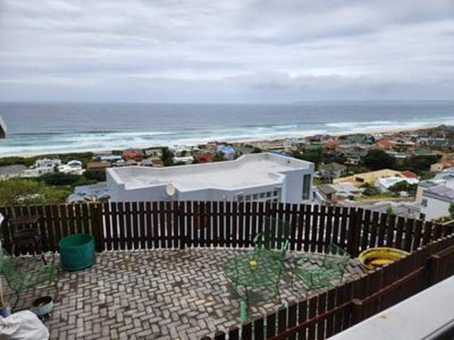 House for rent in Strand, Western Cape