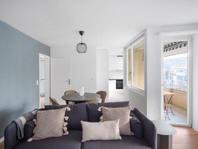 Apartment mieten in Einigen, Zürich