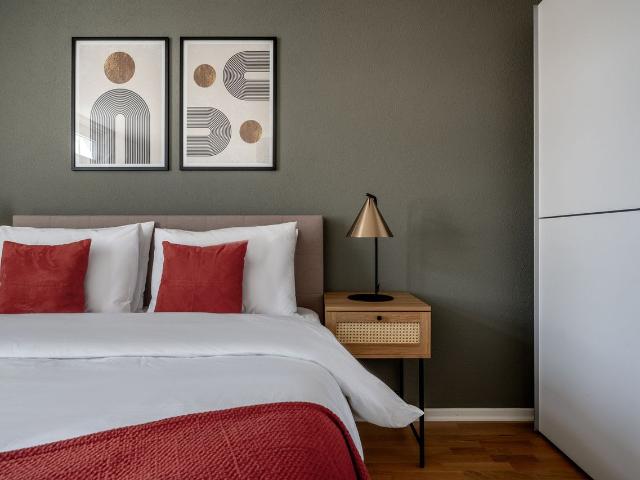 Apartment mieten in Einigen, Zürich