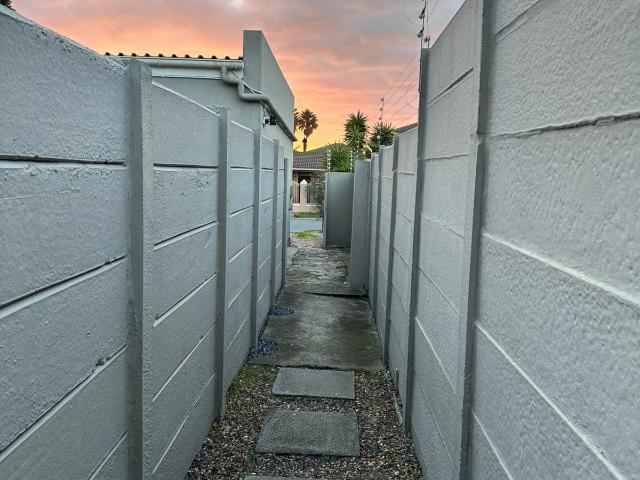 Apartment for rent in Milnerton Ridge, Cape Town
