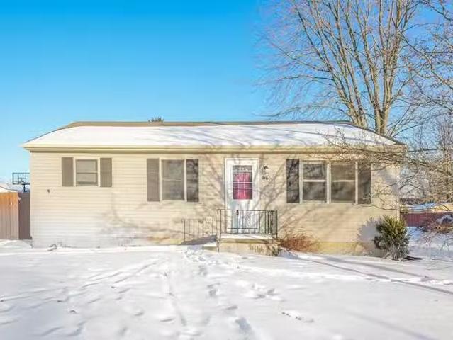 House for rent in Elyria
