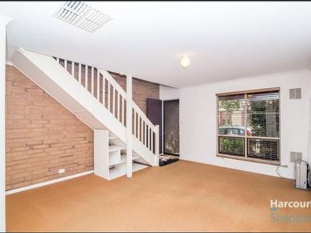 Townhouse for rent in Horseshoe Creek, South Australia