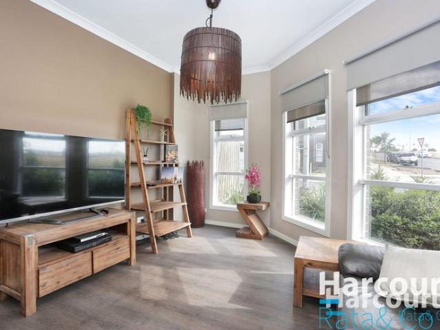 Townhouse for rent in Camerons Creek, Victoria