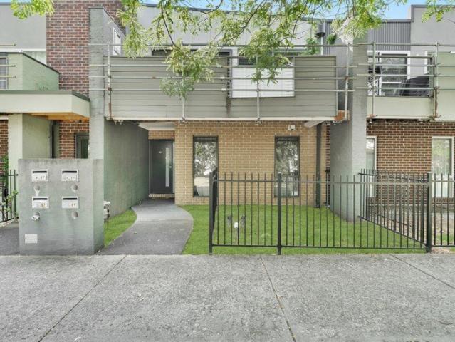 Apartment for sale in Camerons Creek, Victoria