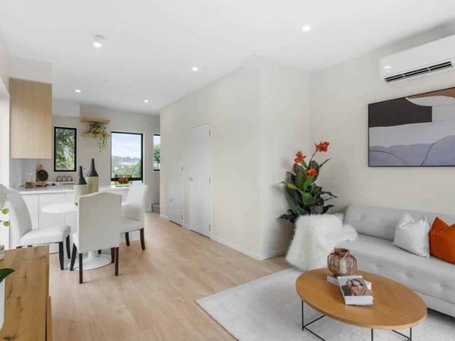 Townhouse for rent in Rānui, Henderson-Massey