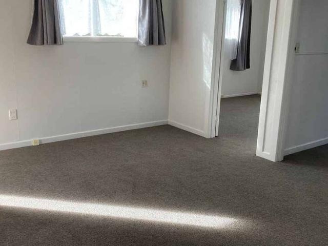 House for rent in Oratia, Oroua County