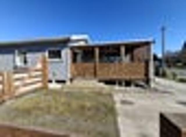 Townhouse for sale in Otakou