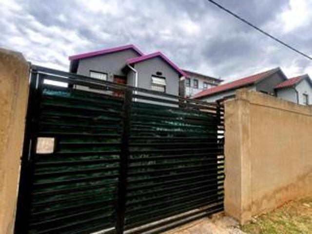 House for sale in Nooitgedacht, Gauteng