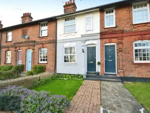 House for rent in Navestock Side, Essex