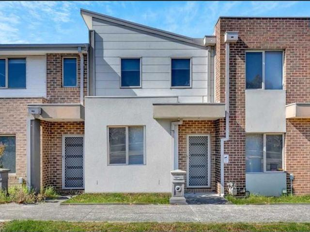 Townhouse for rent in Camerons Creek, Victoria