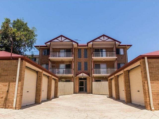 Apartment for rent in Toombul, Queensland