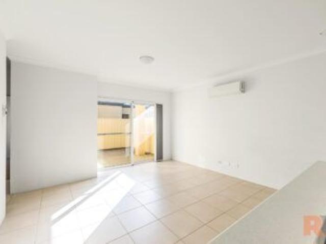 Apartment for rent in Parklands, Western Australia