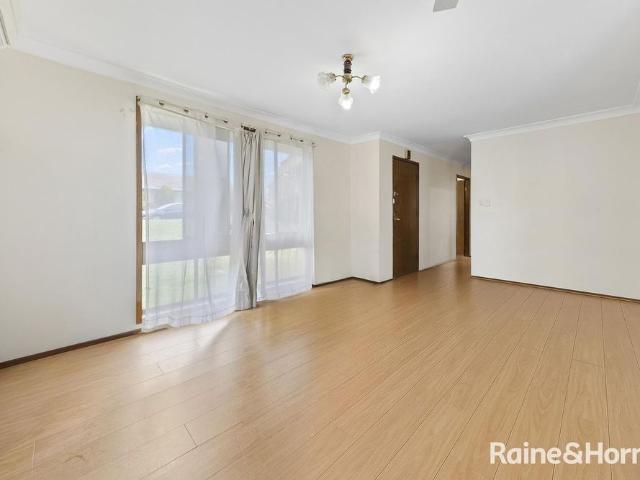 House for rent in Macquarie Fields, Sydney
