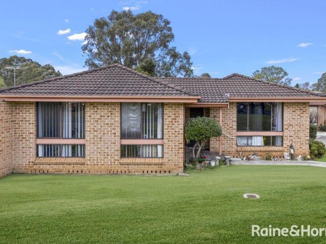 Villa for rent in Macquarie Fields, Sydney
