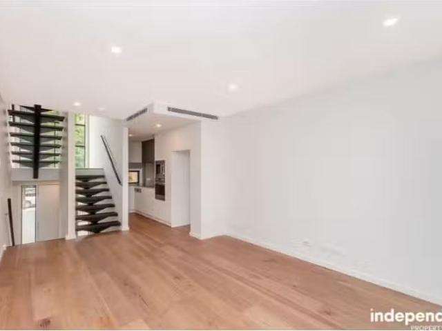Condo for rent in Braddon, Australian Capital Territory