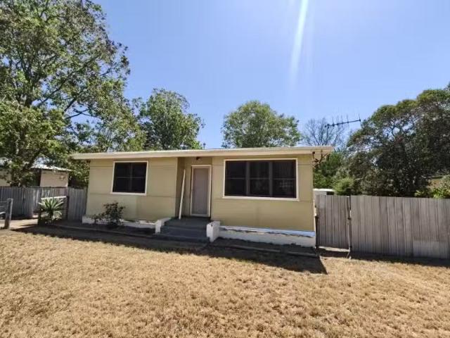House for rent in Coonamble, New South Wales