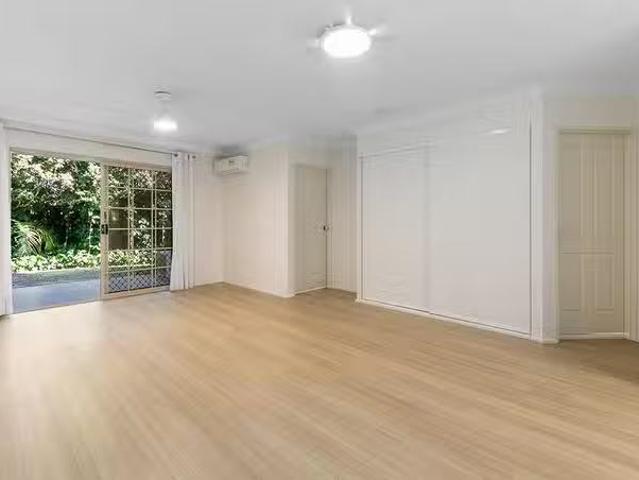 House for rent in Taringa, Greater Brisbane