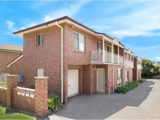 Condo for rent in Wollongong West, New South Wales