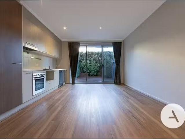 Condo for rent in Braddon, Australian Capital Territory