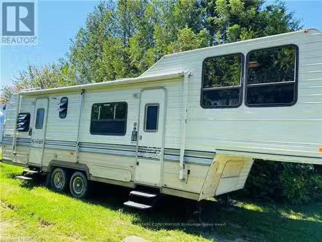 House for rent in Ontario