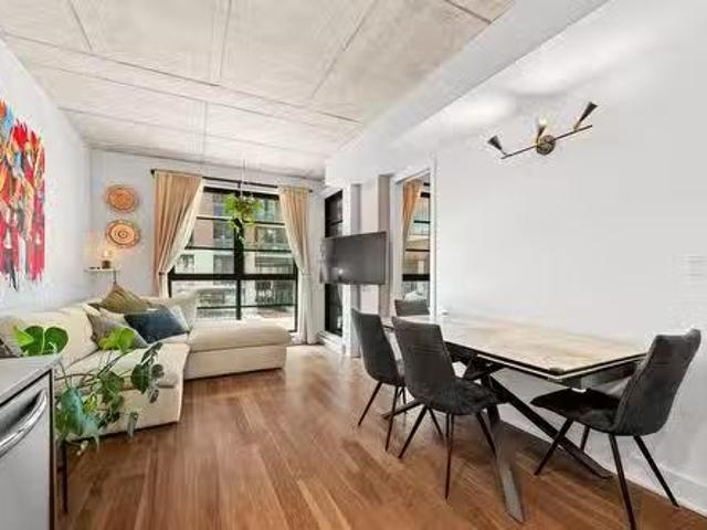 Apartment for rent in St. Leonard's, Quebec