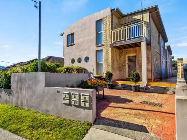 Apartment for rent in The Entrance, New South Wales