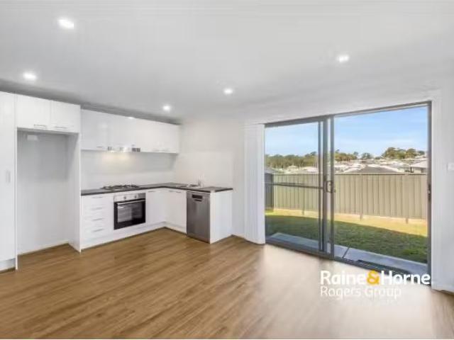 Condo for rent in Gwandalan, New South Wales